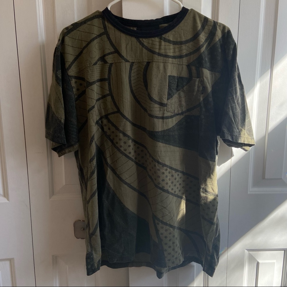 Black Scale Green and Black Abstract Men’s T Shirt with Pocket Size Large